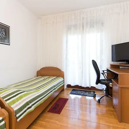 Giovanni Krk Apartment *
