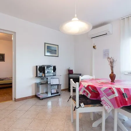 Giovanni Krk Apartment *