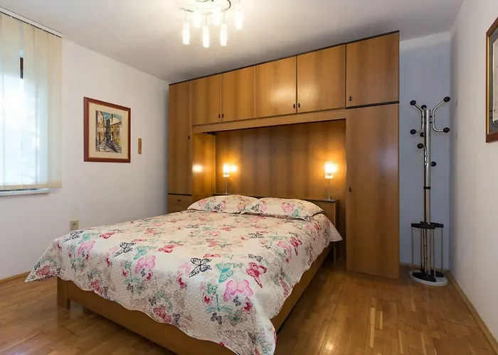 Giovanni Krk Апартаменты